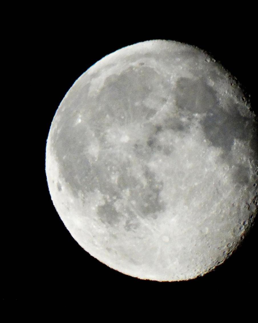 В последнюю ночь августа в небе можно будет увидеть Суперлуну-2023