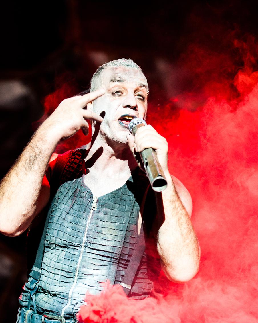 Тилль Линдеманн впервые высказался после выдвинутых против него обвинений