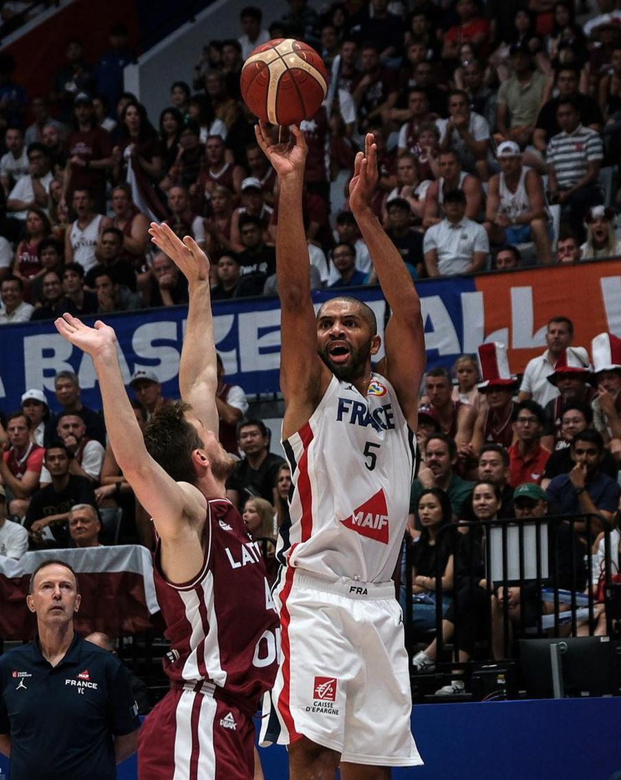 В провале сборной Франции есть русский след: почему "трёхцветные" оконфузились на чемпионате мира по баскетболу