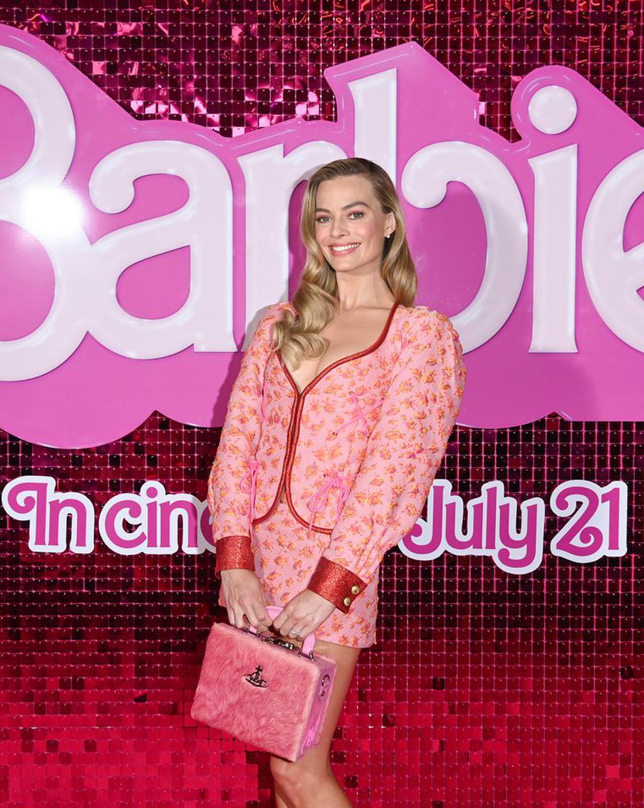 Минкультуры ответило на запрос депутата разрешить показ "Барби" в России