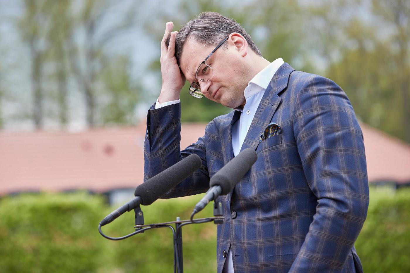 Глава МИД Украины Дмитрий Кулеба призвал критиков темпов наступления ВСУ "заткнуться"