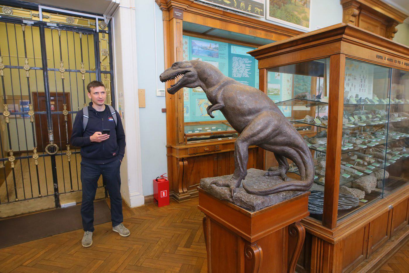 Музей землеведения занимает сразу 9 этажей здания.