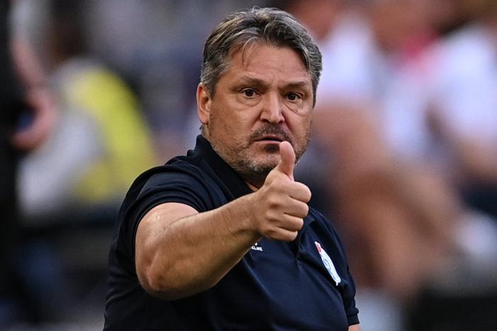 Тренера РПЛ уволили по телефону