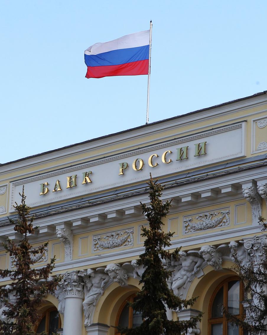 Центробанк резко увеличит продажу валюты