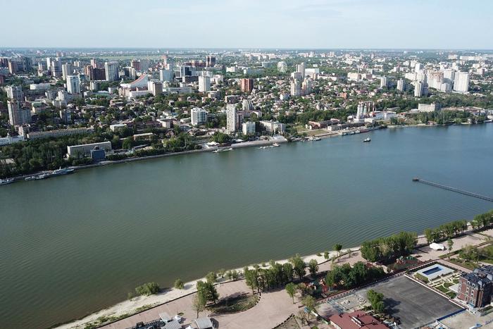 В районе падения беспилотника в Ростове-на-Дону ввели режим ЧС