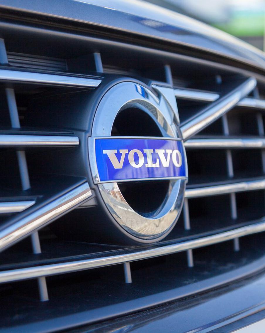 Активы Volvo станут российскими: их передали отечественному бизнесмену