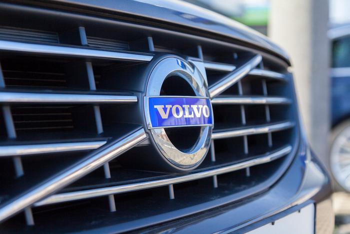Активы Volvo станут российскими: их передали отечественному бизнесмену