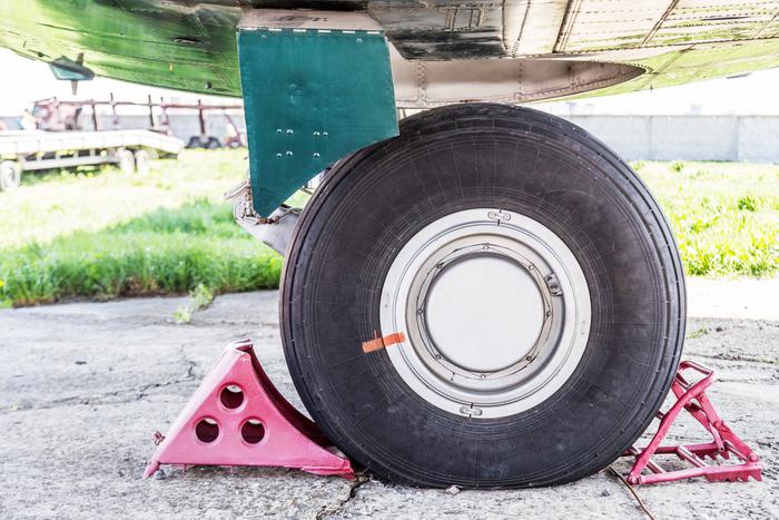 В Новосибирске самолёт шёл на посадку с технической неисправностью