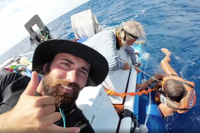 "Дыра – результат нападения куки-каттеров": исповедь капитана судна, атакованного акулами