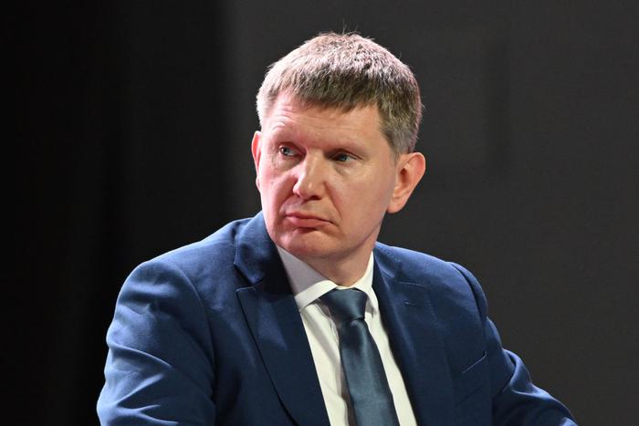 Россия предложила полную отмену туристических виз ряду стран