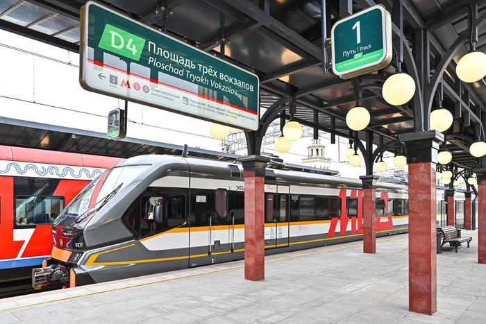 Наземное пригородное метро облегчает жизнь миллионов москвичей и жителей Подмосковья