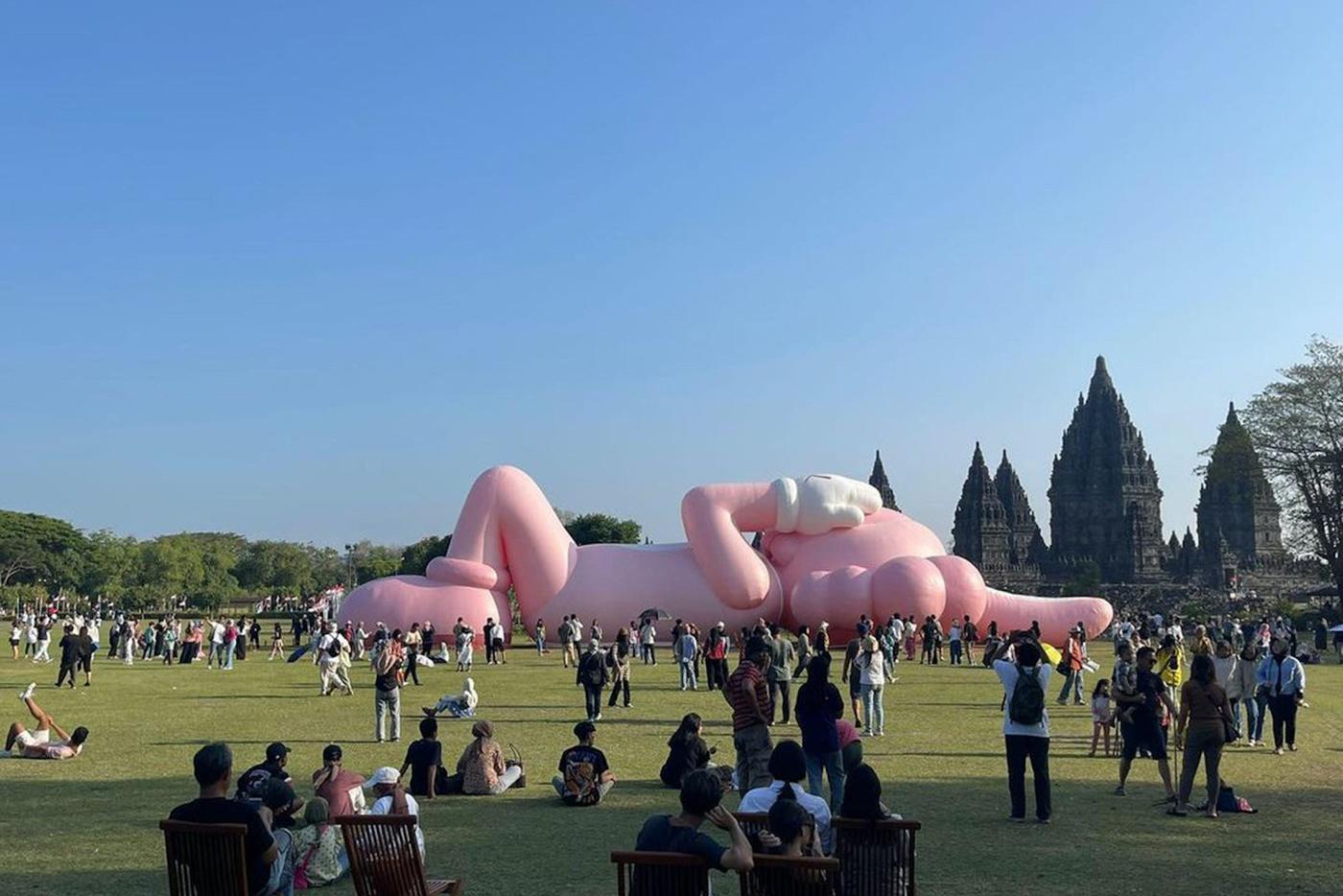 В Индонезии появился гигантский кролик