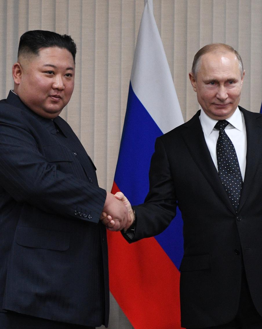 Путин и Ким Чен Ын пообщались на космодроме "Восточный"