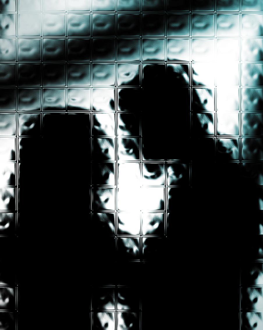 "Эта семья казалась нормальной". В Польше мужчина спал с дочерьми