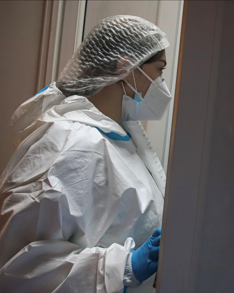 Заболеваемость COVID-19 в России за неделю увеличилась на 48 процентов