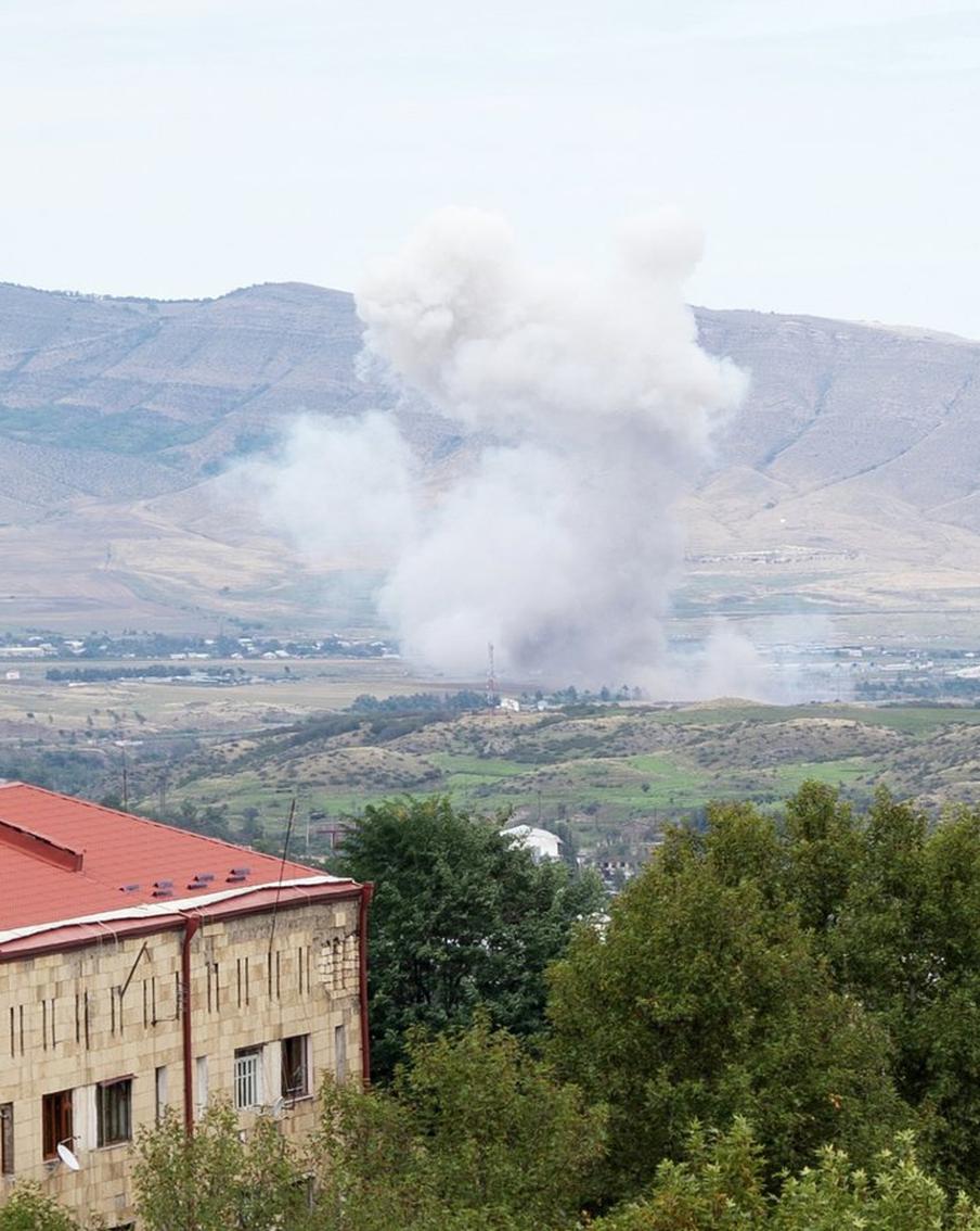 Баку: достигнута договорённость о приостановке операции в Карабахе