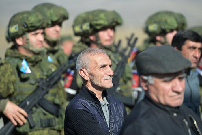 Делегация армян Карабаха прибыла в Евлах на переговоры