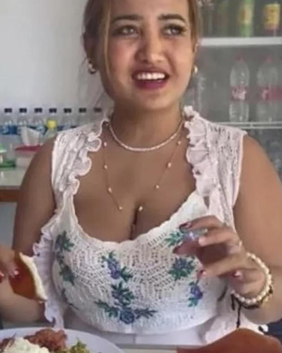 Индонезийскую блогершу отправили в тюрьму за видео со свининой