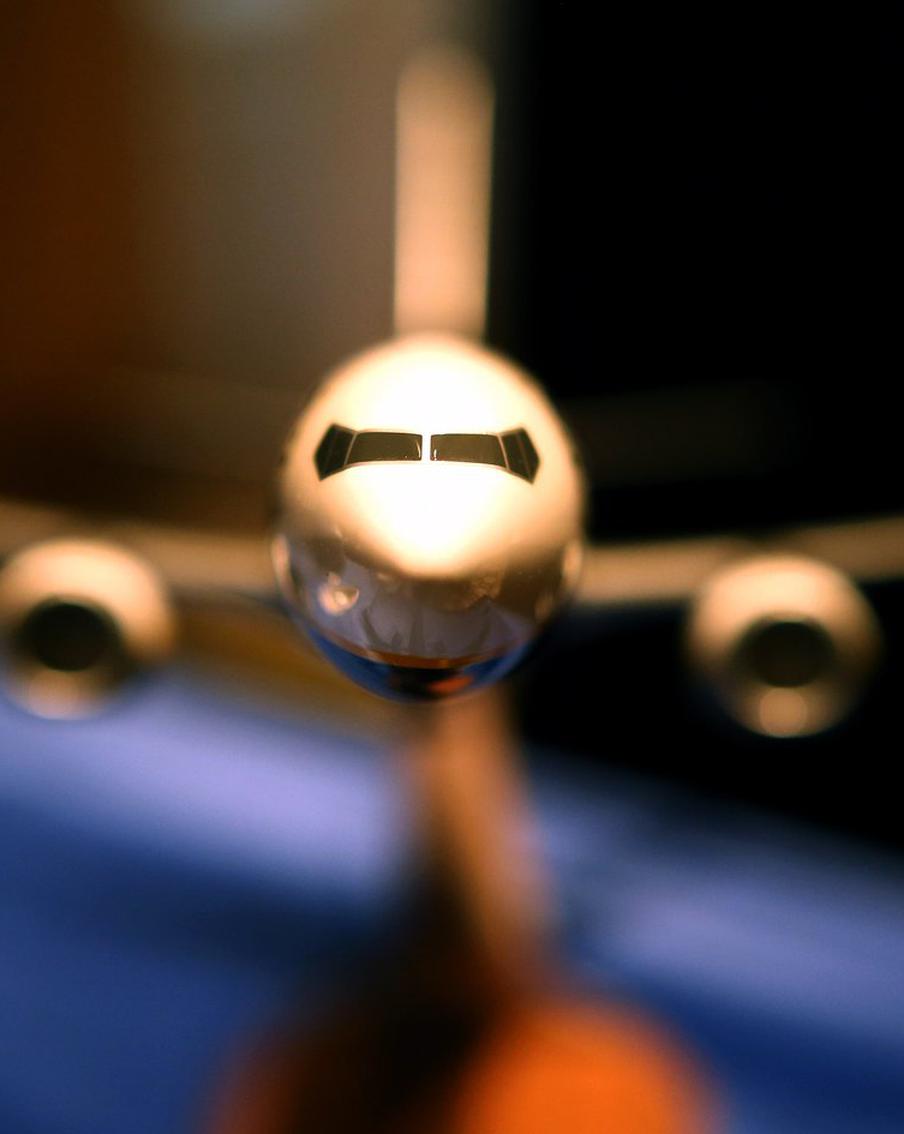 Самолёт с 26 детьми на борту выкатился за пределы ВПП в Перми