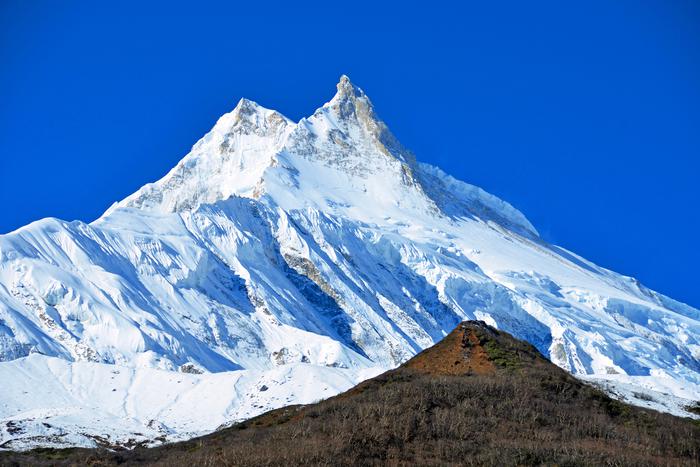 На Манаслу прошла целая волна восхождений