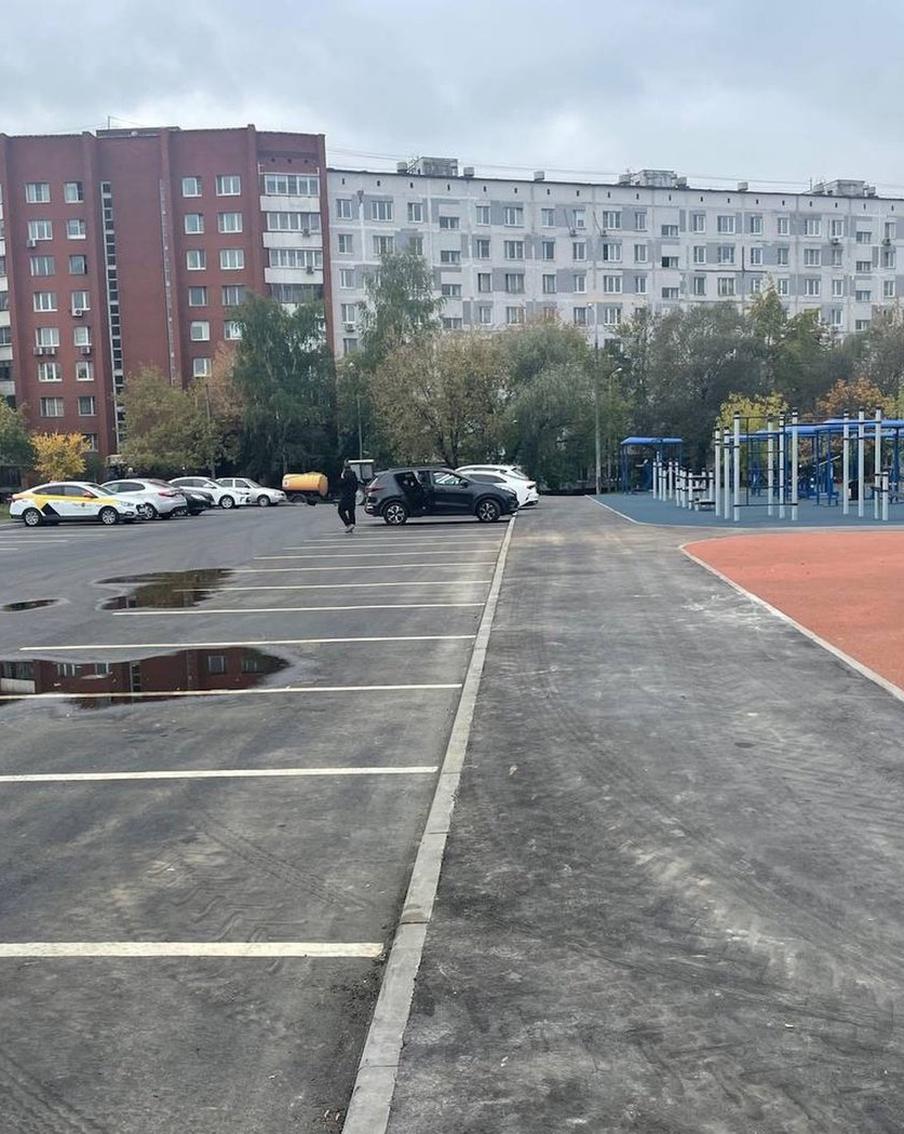 Некий Максим обязал жителей Гольяново платить за бесплатную парковку