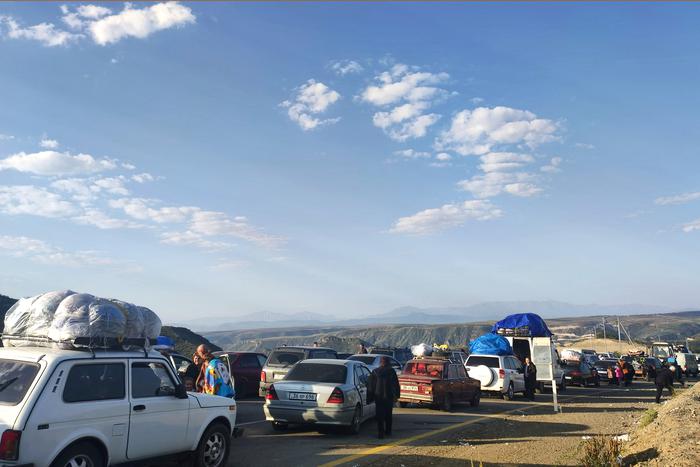 В Армению переехали около 89 тысяч человек из Карабаха, сообщили в Ереване