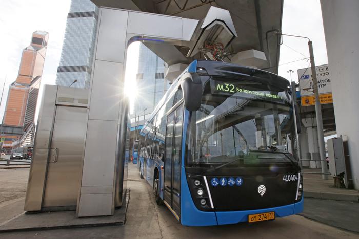 Олег Артемьев: Развитие в столице производства тяговых батарей изменит электротранспорт в стране