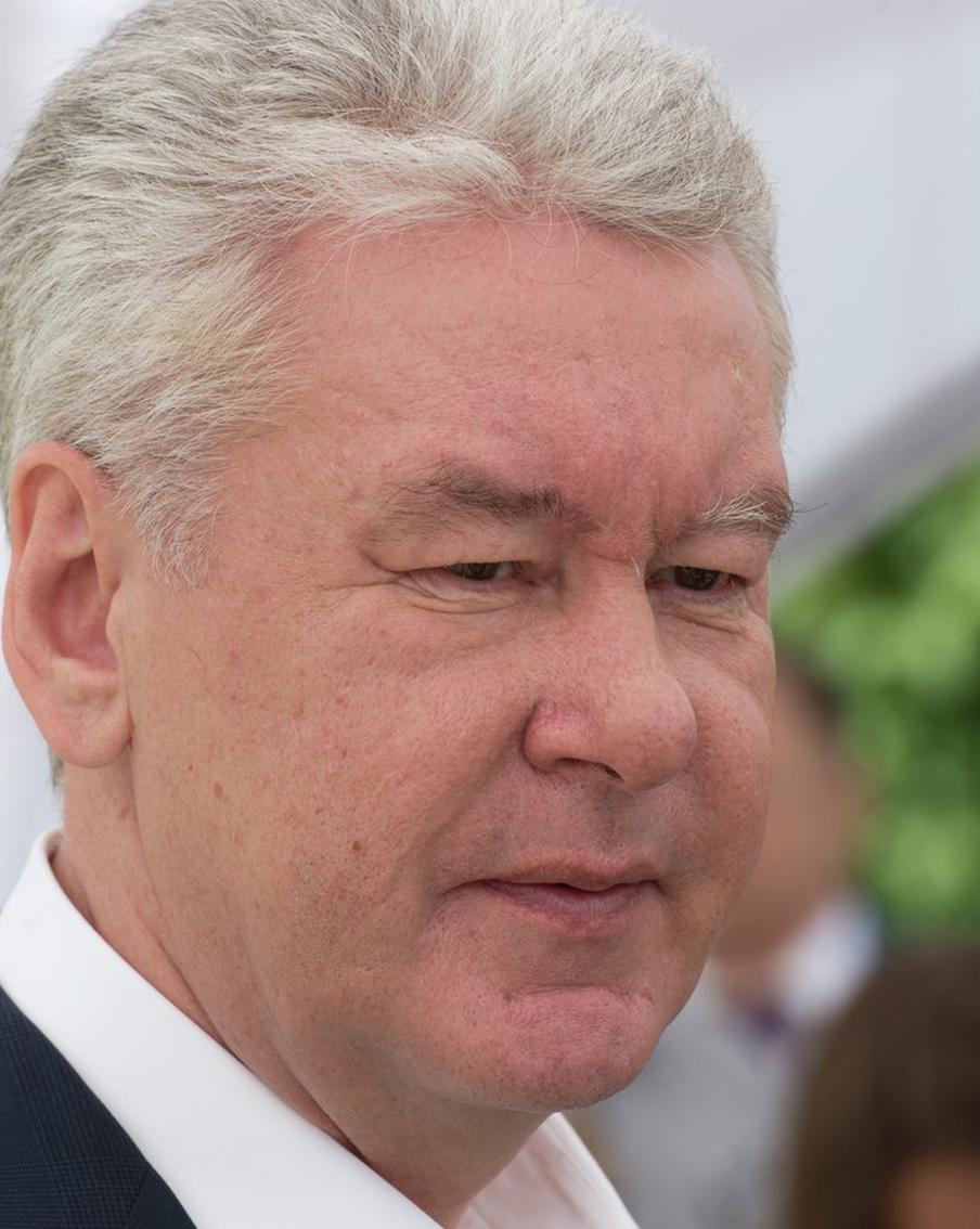 Собянин рассказал о выставке дизайнеров из России, Индии, Китая в Манеже