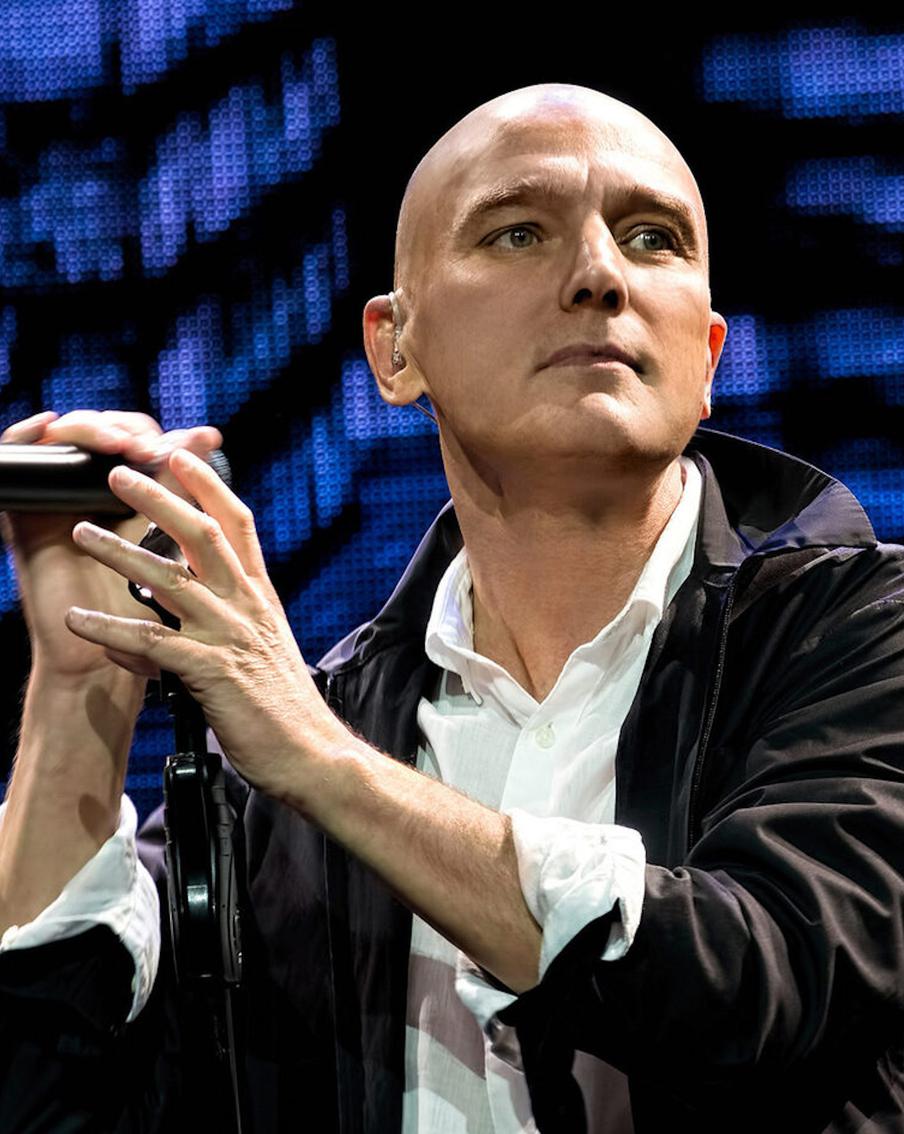 Работал на почте и хотел стать водителем. Музыкант и исполнитель Андрей Державин вспомнил юность