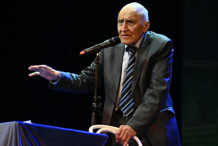 Друг Николая Дроздова опроверг сообщения о раке у телеведущего