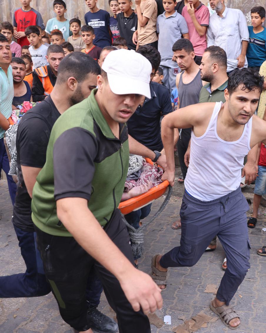 В больницы сектора Газы поступают тысячи раненых, сообщили в организации "Врачи без границ"