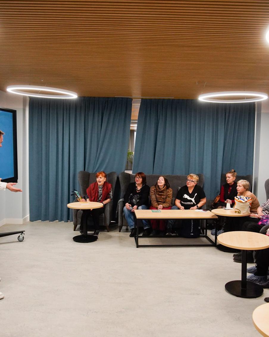 В "Школе здоровья" проекта "Московское долголетие" врачи читают лекции и проводят консультации