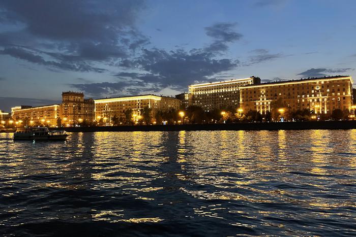 Синоптик рассказал жителям столицы о новой волне потепления