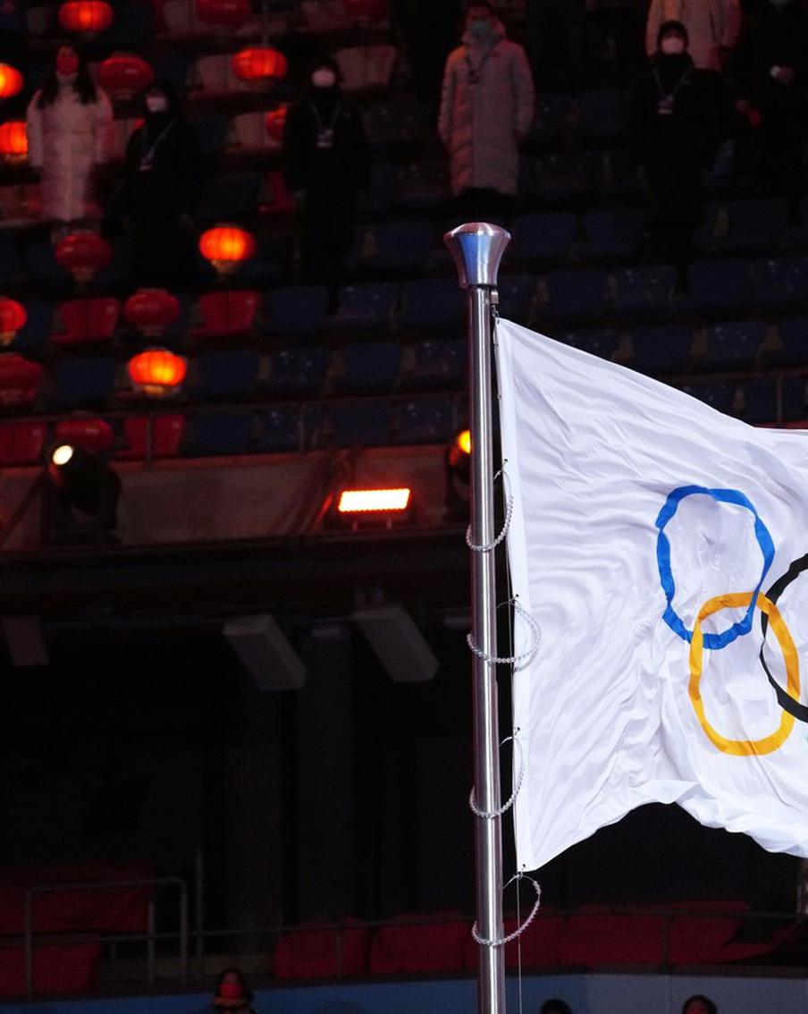 МОК приостановил деятельность Олимпийского комитета России