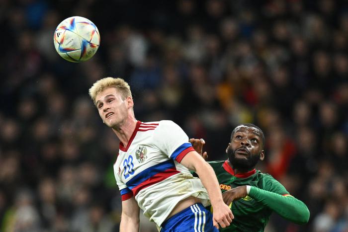 Сборная России по футболу победила Камерун: единственный гол забил Фёдор Чалов