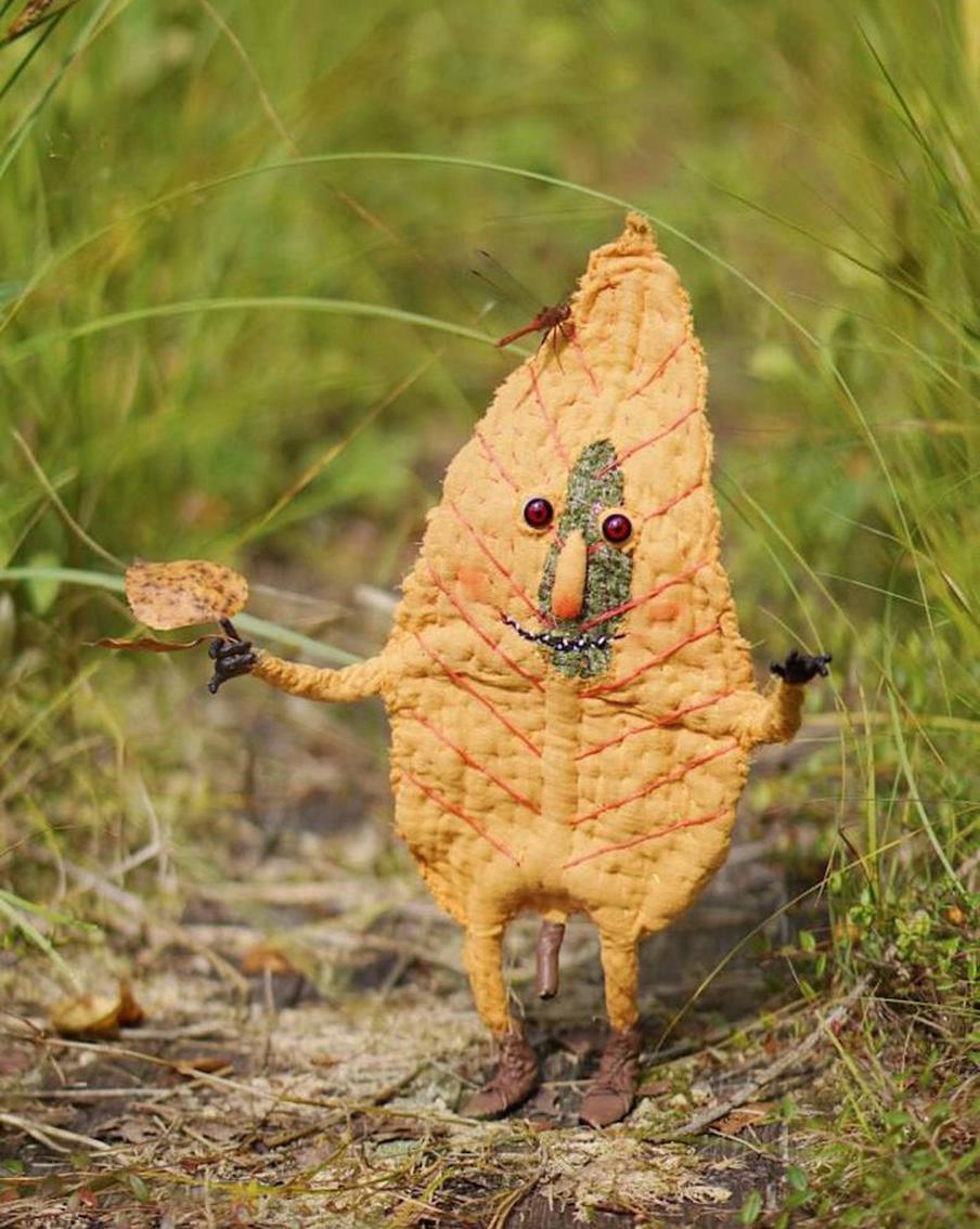 Патрик: "Я не против огромного облака надо мной, я против ветра, который меня сносит. Зачем облаку ветер? Почему нельзя просто стоять на месте? Почему?"