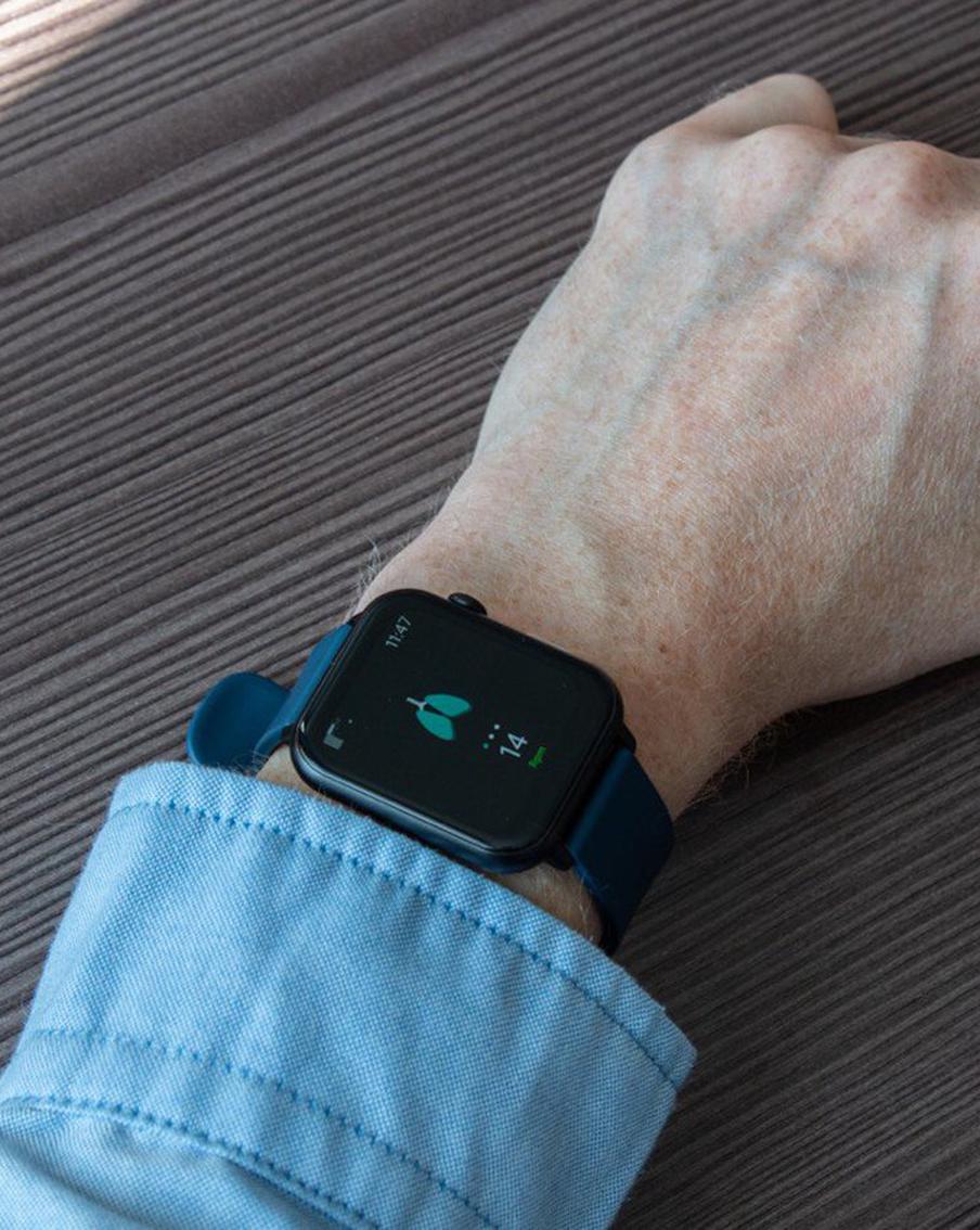 Российские учёные создали умный трекер, который способен анализировать сигналы нашего организма