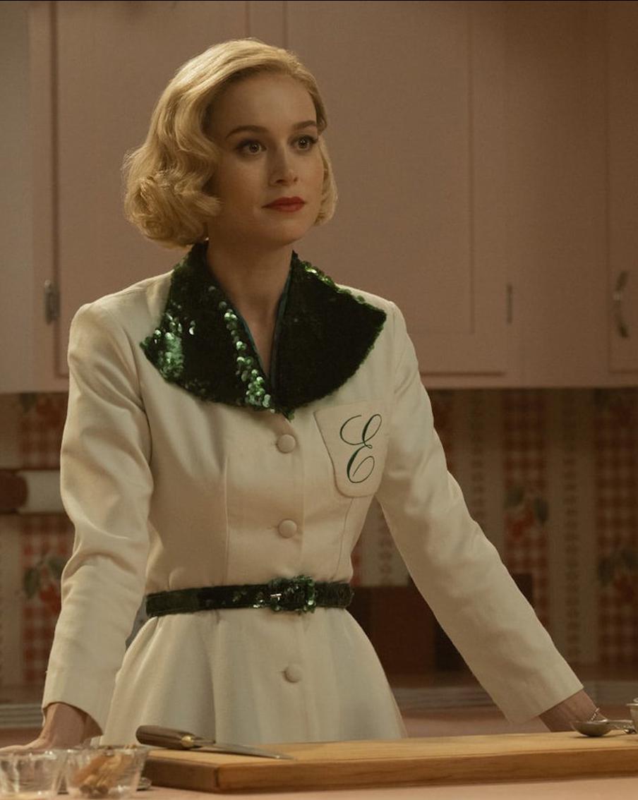 В Сети вышел сериал про учёную, которая однажды возненавидела мужиков и дур