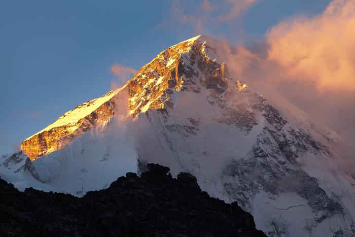 Появилась новая информация о группе восходителей сборной Росси по альпинизму, идущей на Чо-Ойю