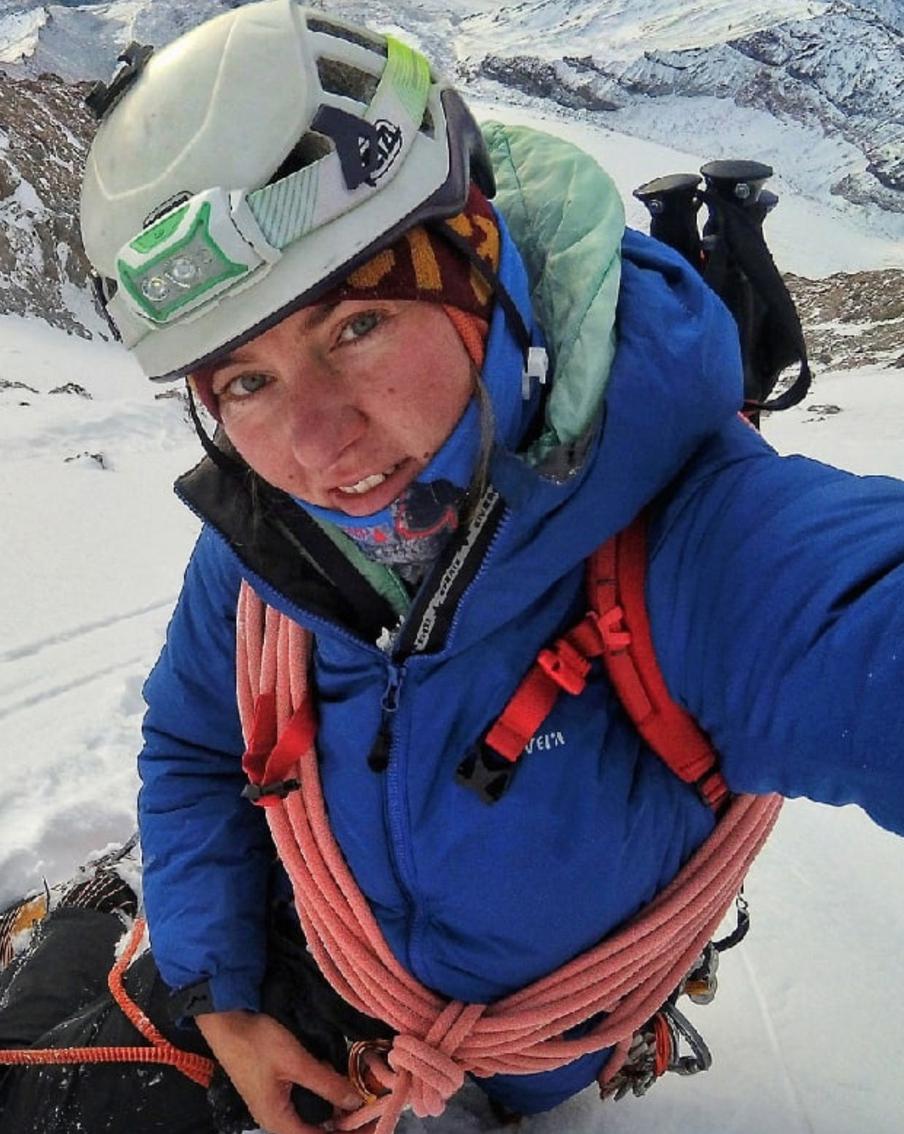 Появилась информация о группе сборной России по альпинизму, в которой сорвалась Надежда Оленёва