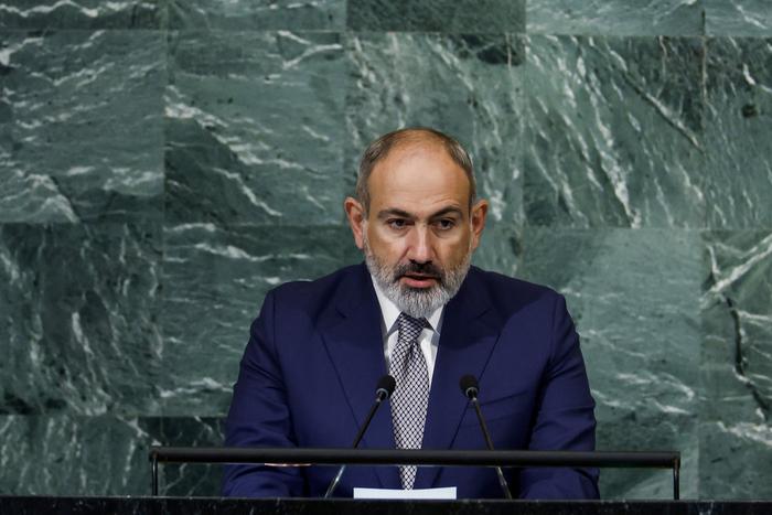 Пашинян вновь раскритиковал действия российских миротворцев в Карабахе