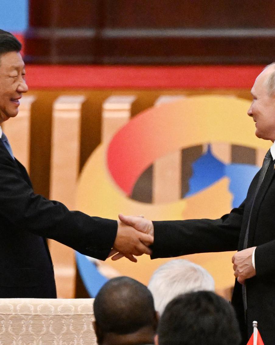 Тонкое дело: Китай встретил Путина и Блинкена по-разному