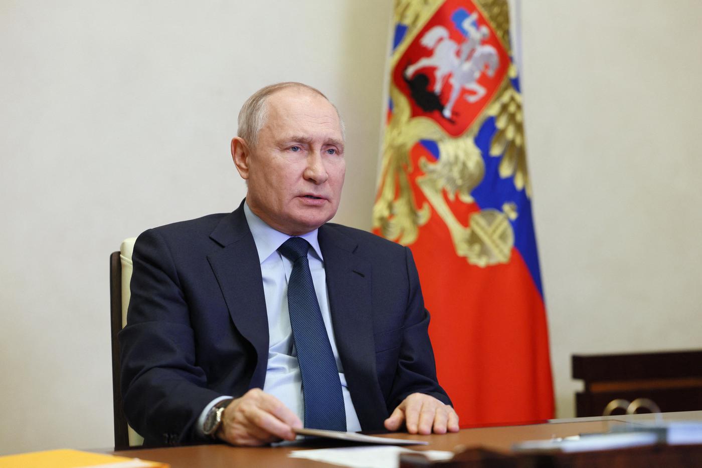 "Это просто продлевает агонию": Путин — о тайных поставках ATACMS Украине