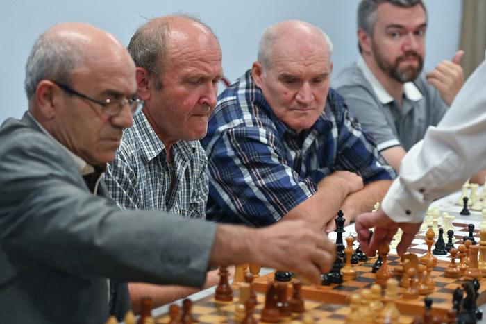 Собянин: в Москве подготовили большую программу для горожан старшего поколения