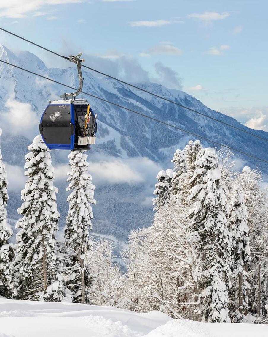 Если уж отдыхать, уверены россияне, то отдыхать в Москве или Сочи