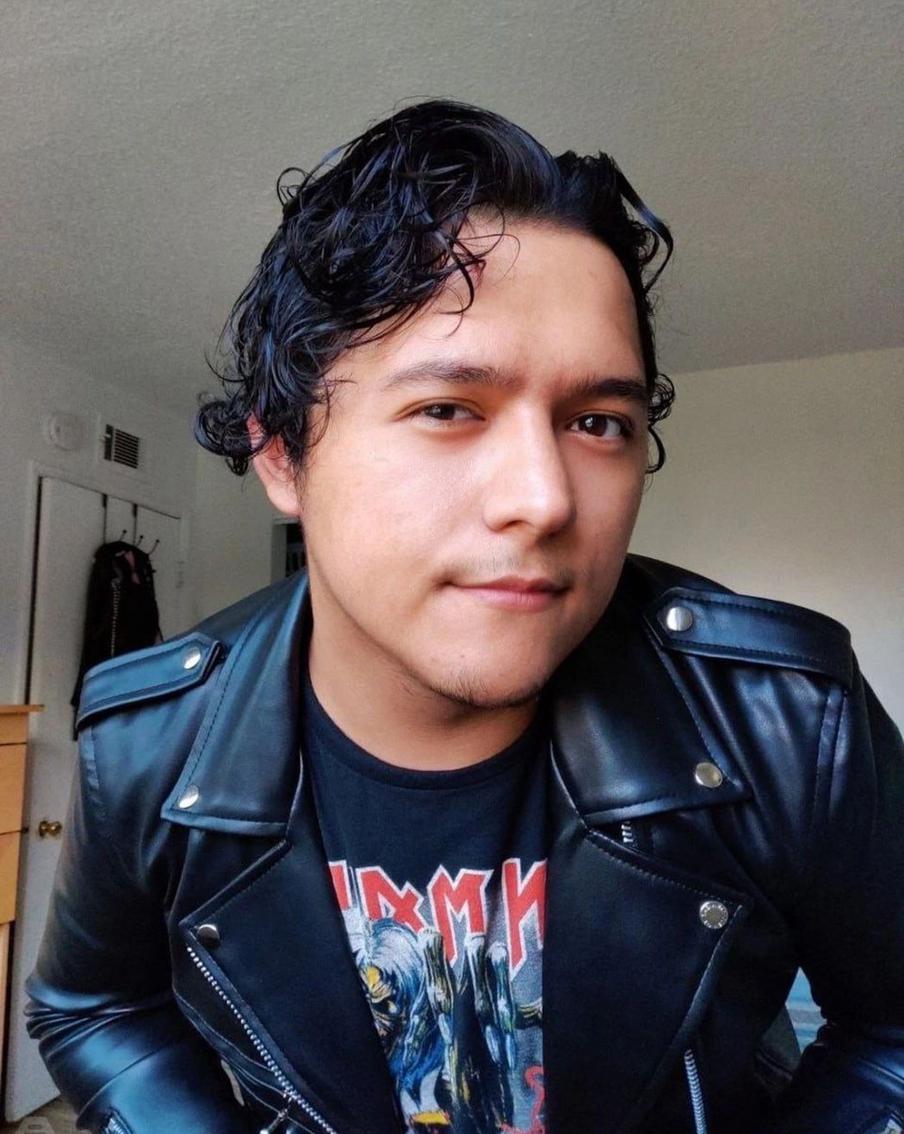 Селфи, которое было отнесено программой к подлинным изображениям