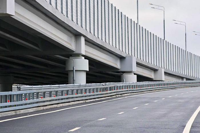 Три путепровода возводятся на пересечении Южной рокады с Московским скоростным диаметром