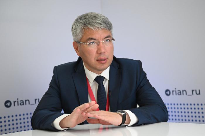 Глава Бурятии ответил экс-послу Израиля, назвавшего бурят "психопатическими животными"