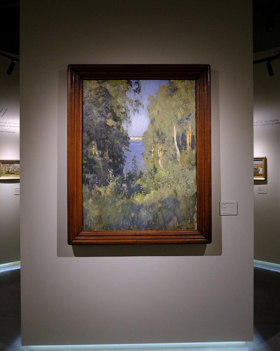 Сравнить осень Левитана с видом за окном можно в Звенигородском манеже