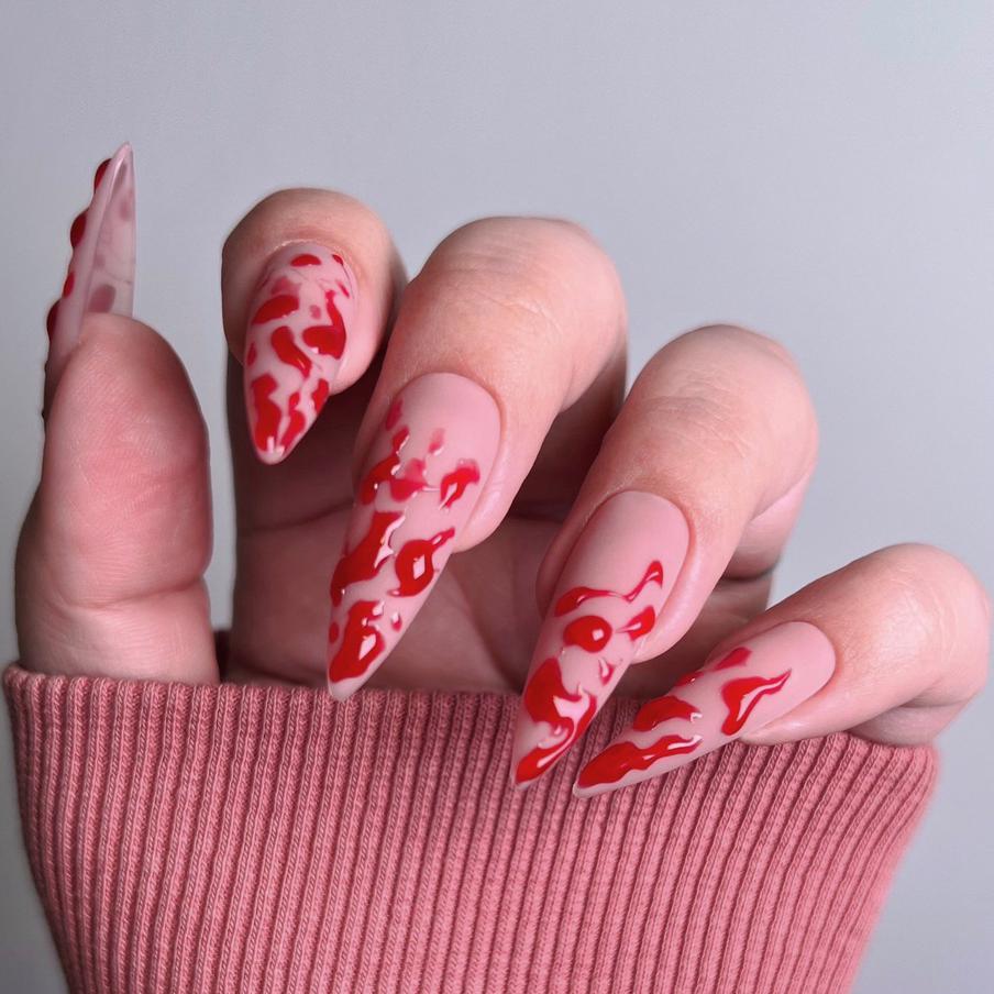 Красный с розовым – отличное сочетание для Хеллоуина.